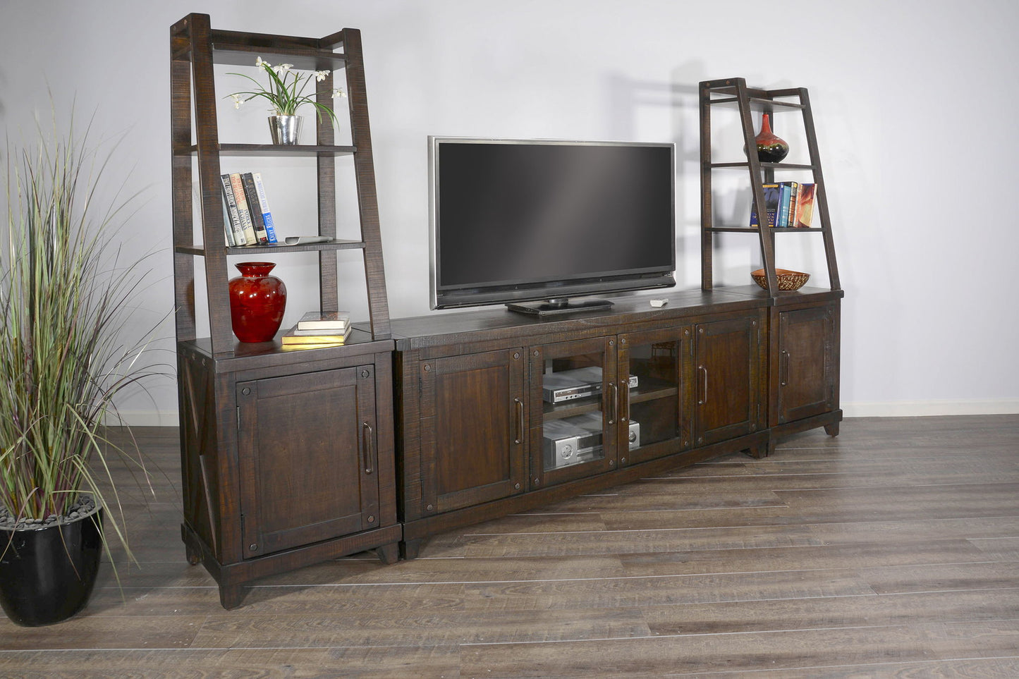 Vivian - TV Media Console
