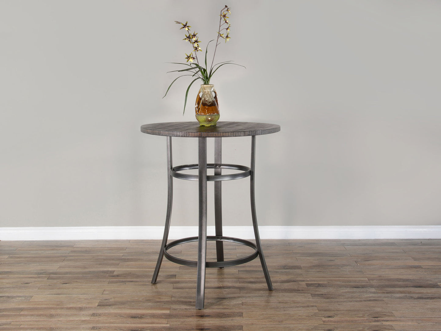 Homestead - Round Table