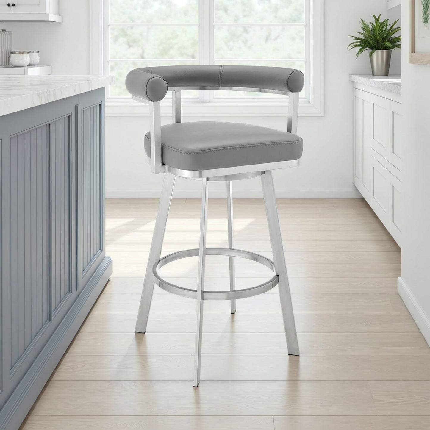 Magnolia - Swivel Stool