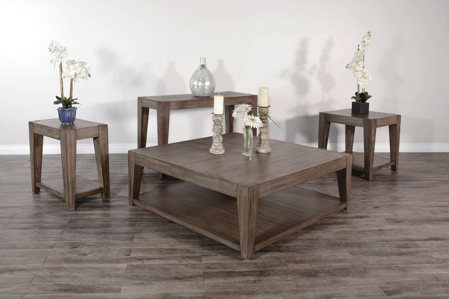 Doe Valley - Mahogany Wood Coffee Table With Casters