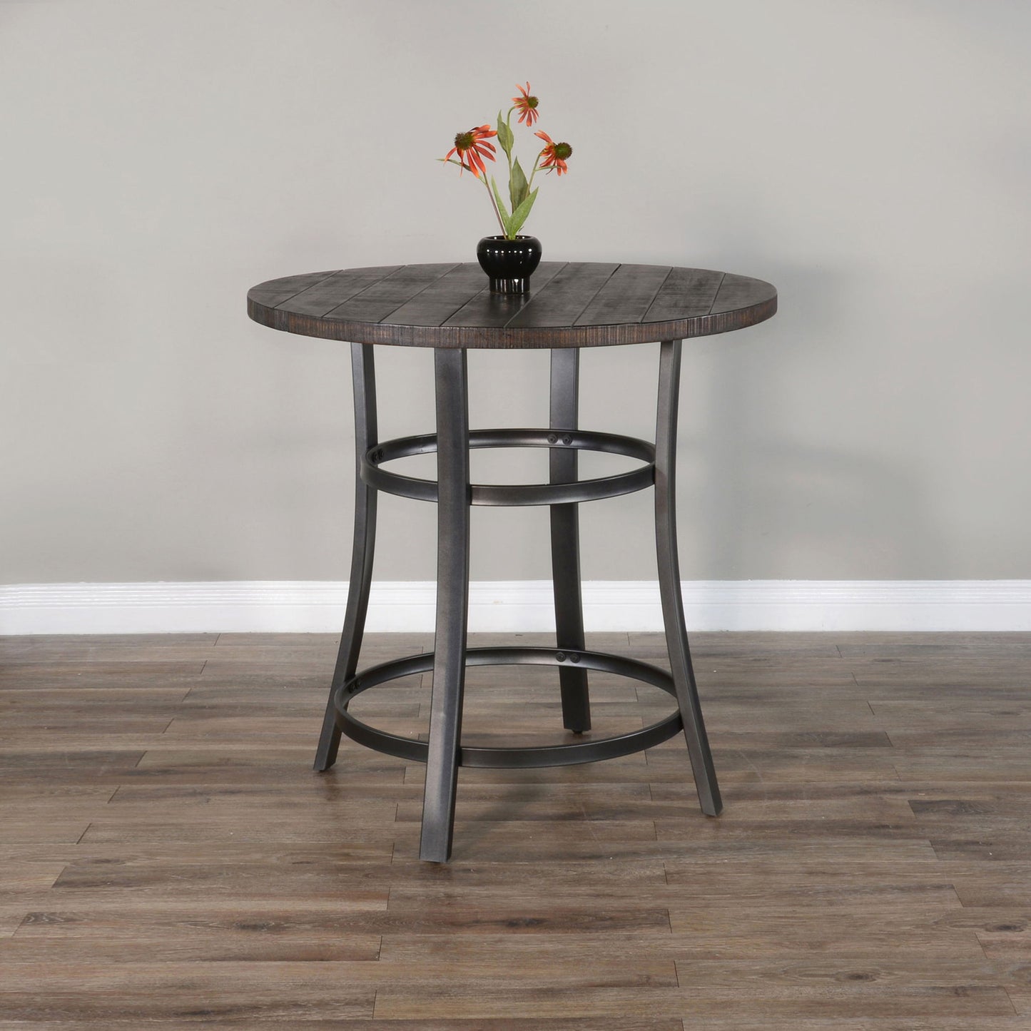 Homestead - Round Table